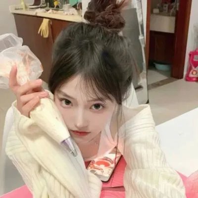 艇里春色